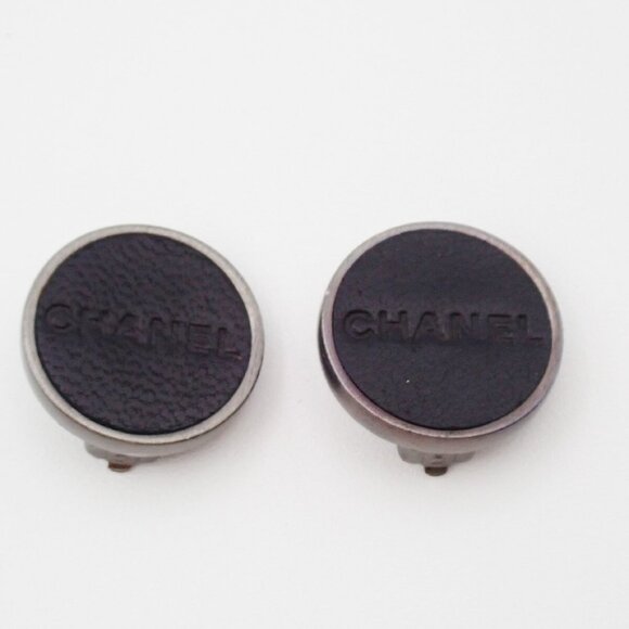 CHANEL Round Button Earrings 00A Clip-On Leather Silver Black Accessory 30RF - Picture 7 of 11
